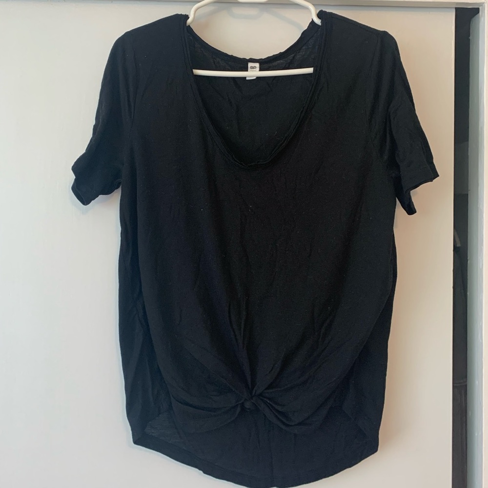 BP v neck with tie